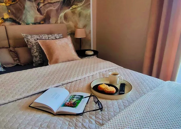 Апартаменти Szczesliwa 13