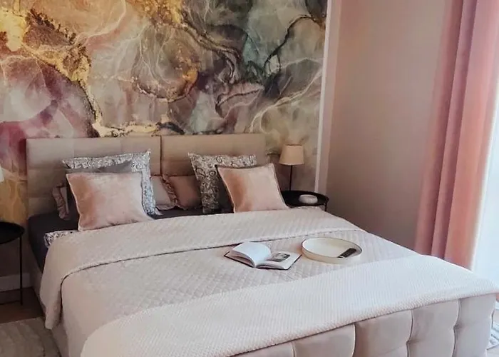 Szczesliwa 13 Апартаменты